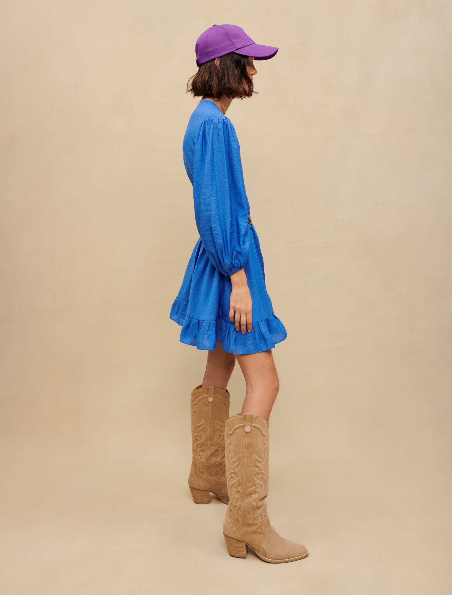 Robe courte à volant