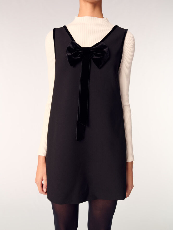 Pinafore mini dress with velvet collar