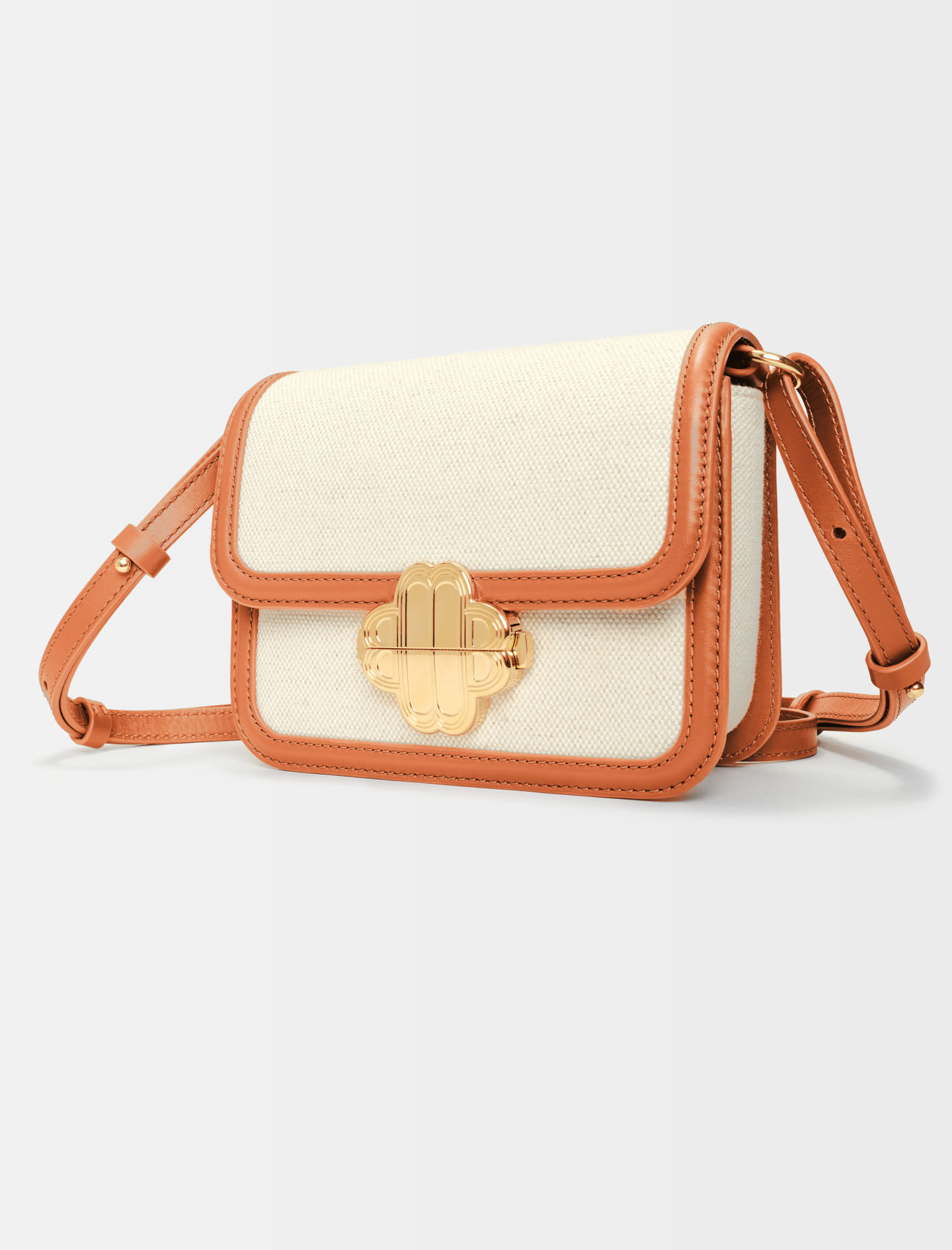 Sac en melange matieres et cuir