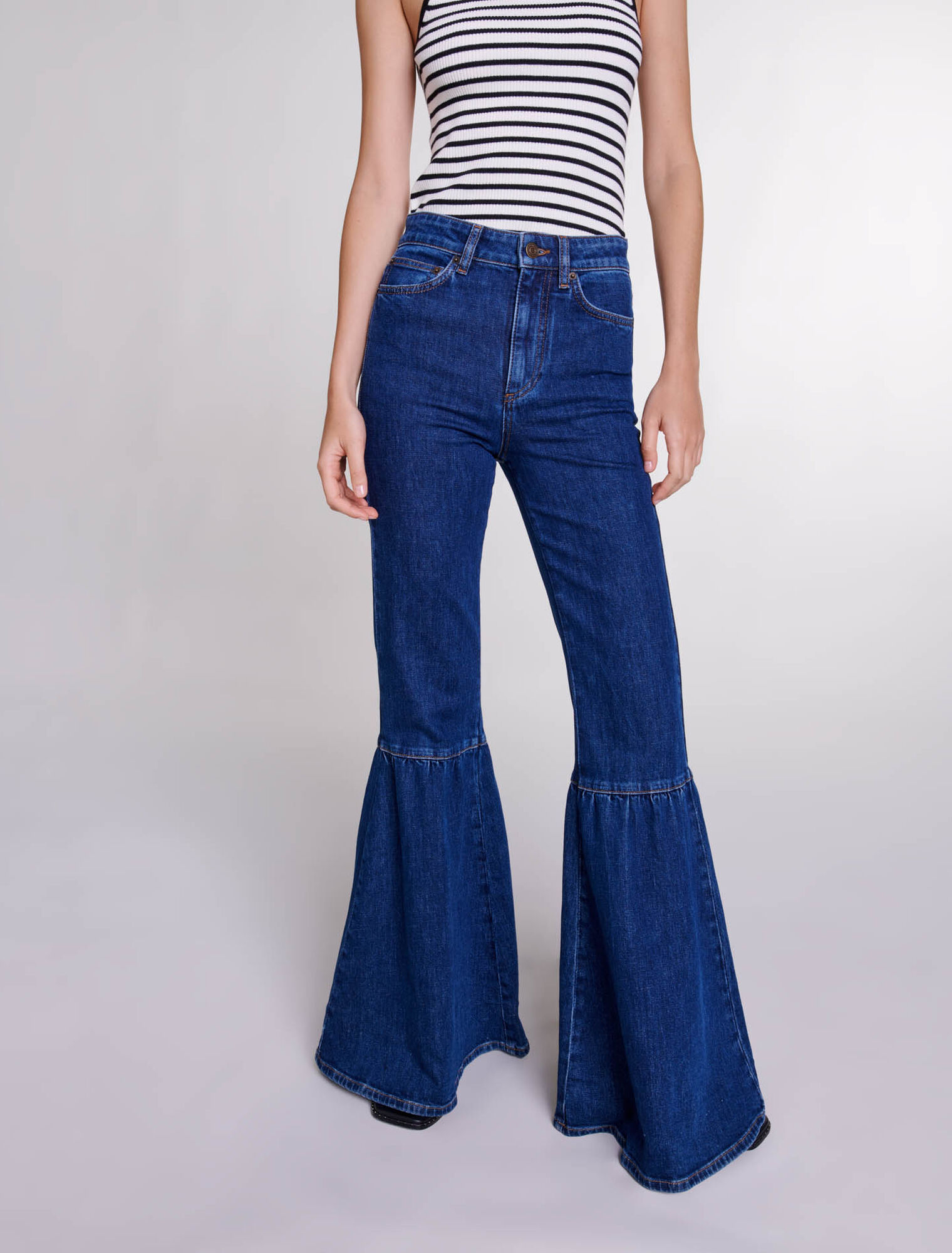 Flared jeans