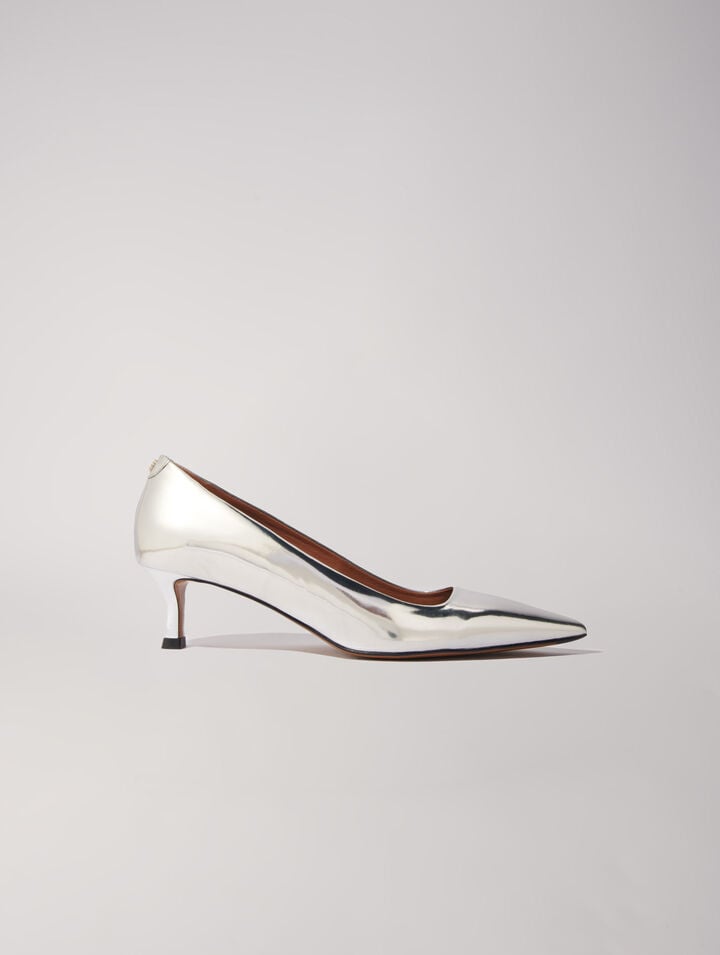 Pointed mirrored leather pumps