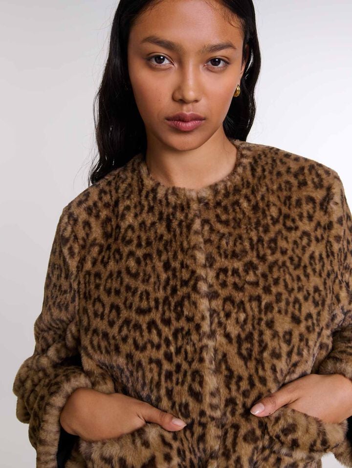 Veste courte en fausse fourrure