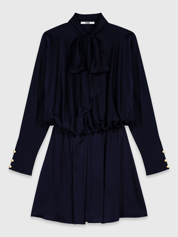 Robe courte drap&eacute;e en satin