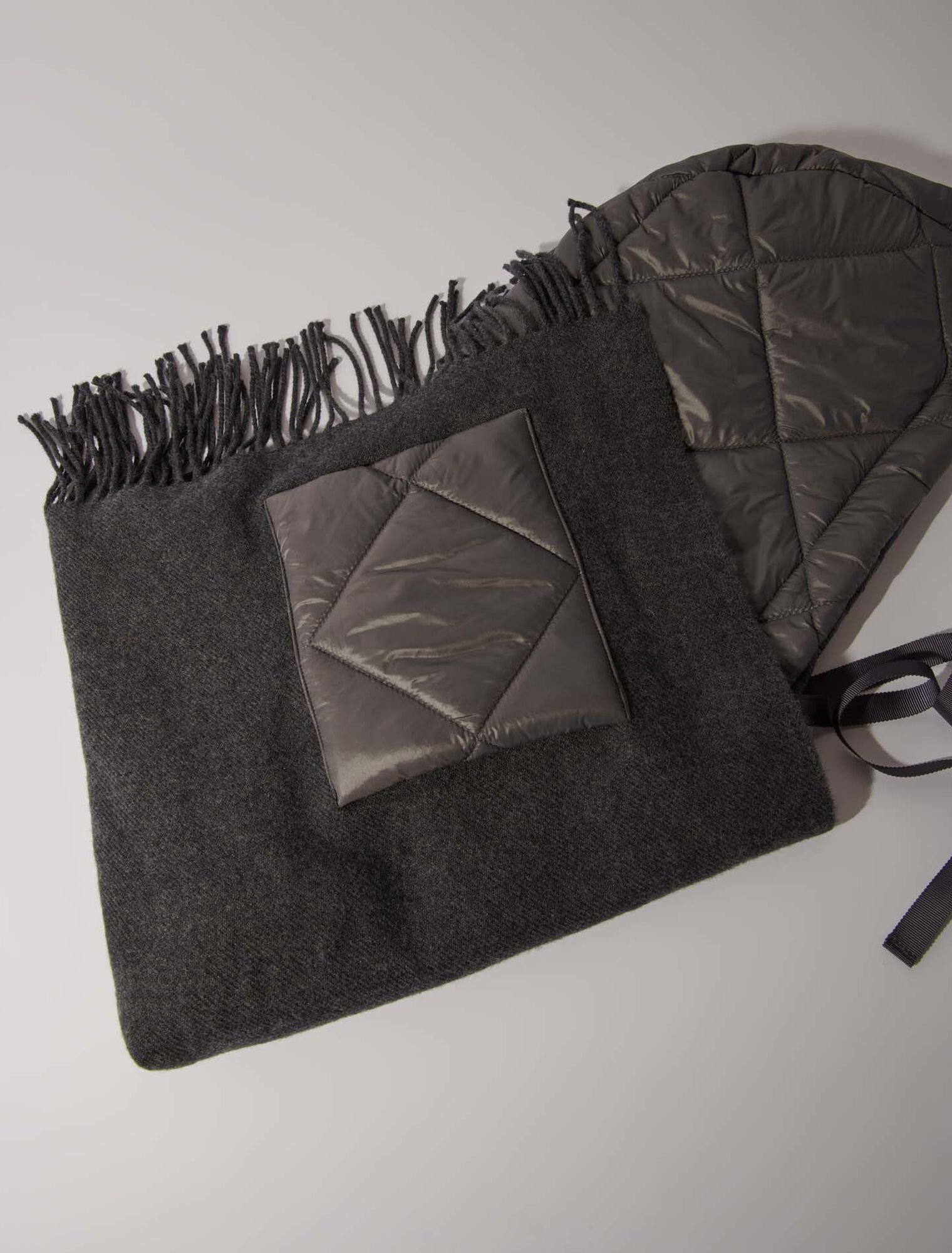 Hooded wool poncho