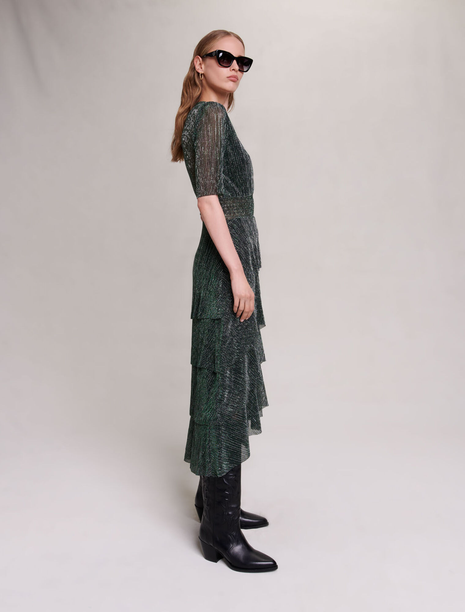 Robe en matière lurex stretch à volants