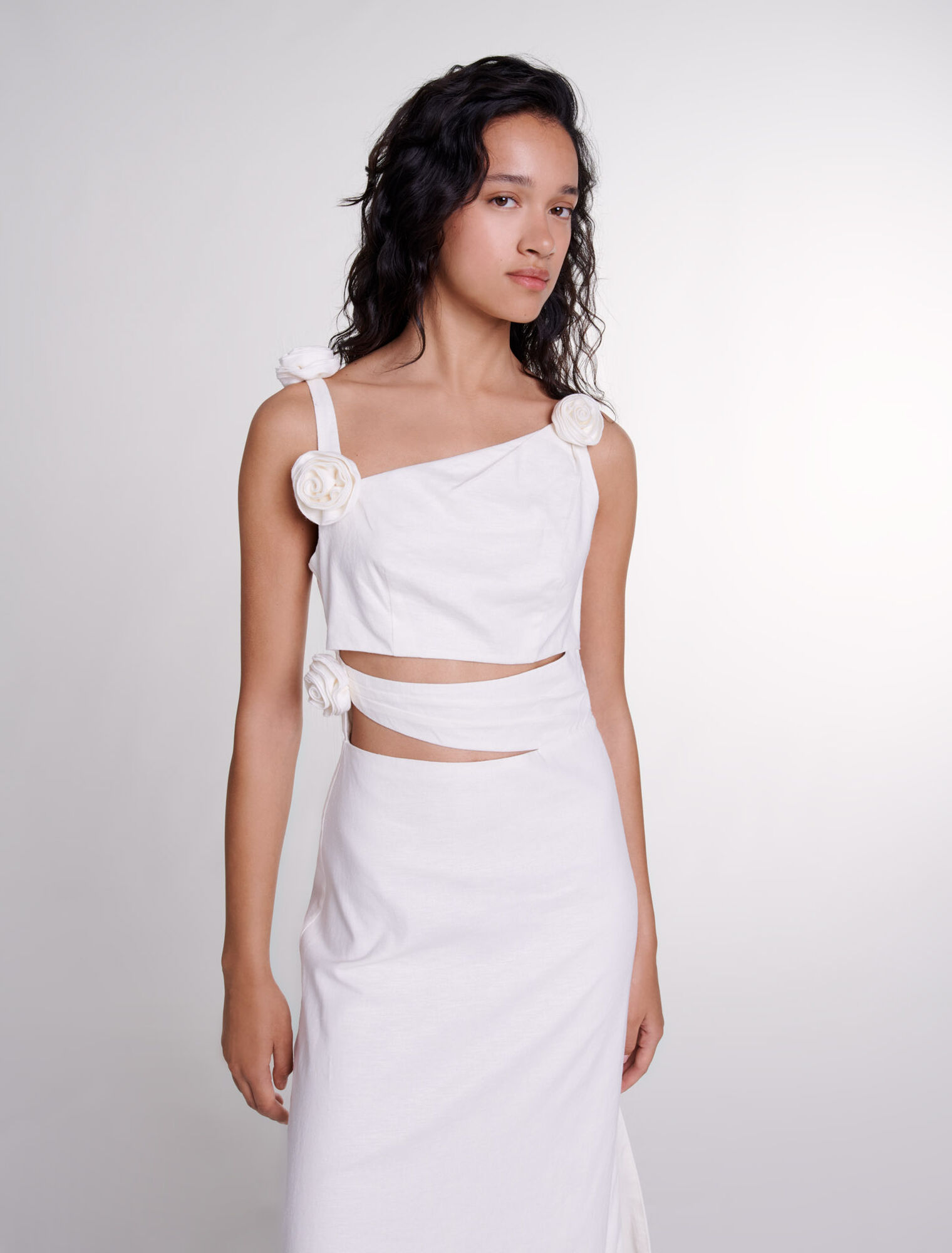 Robe longue en lin ajourée