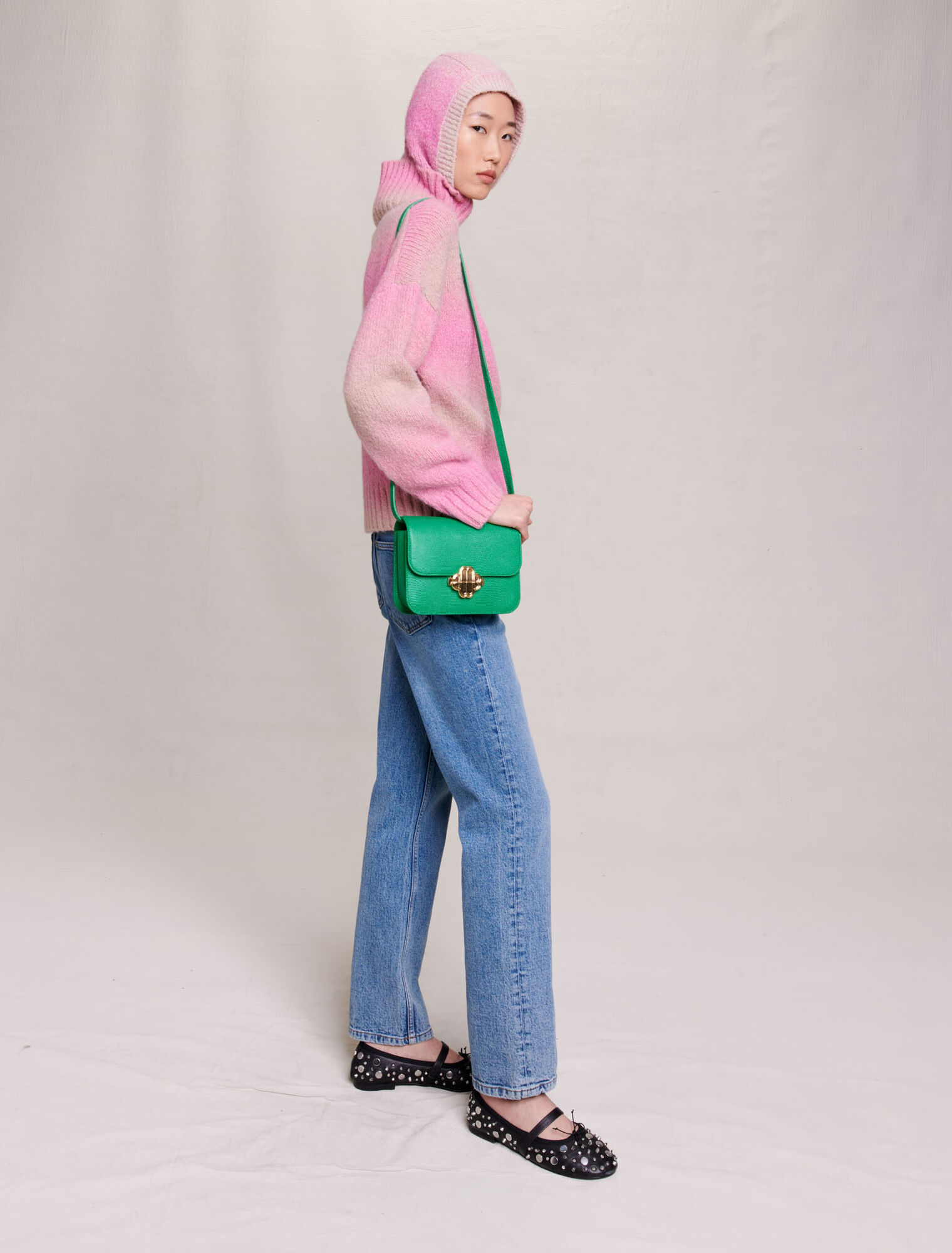 Gradient knit jumper
