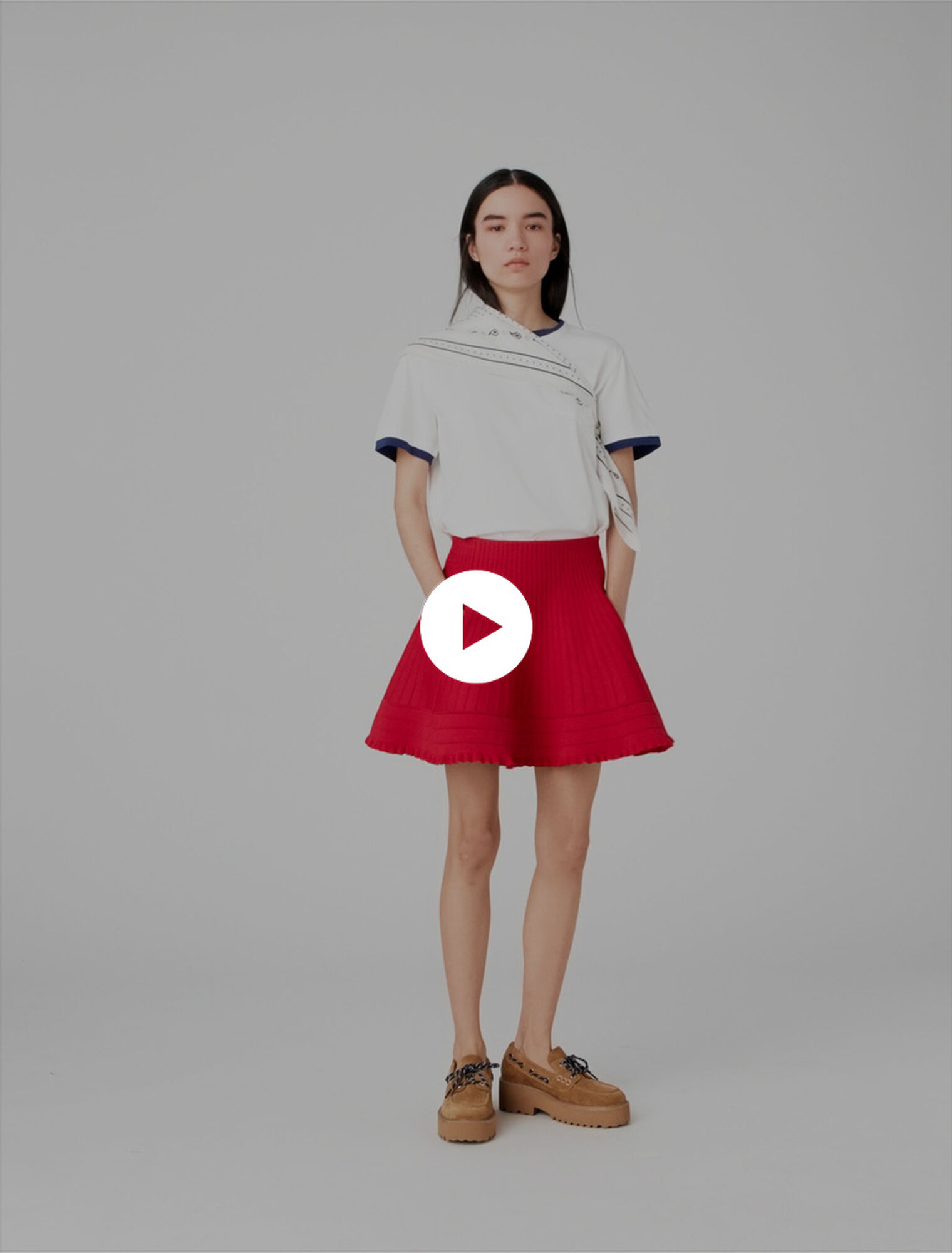 Compact knit short skirt