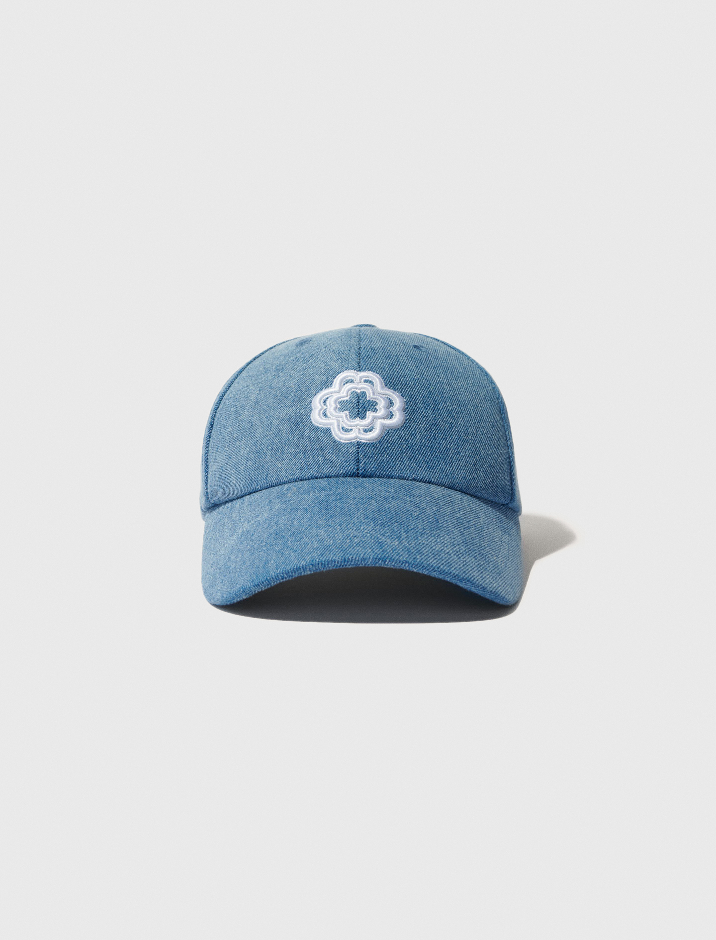 Denim hat with clover logo Blue For Women | Maje
